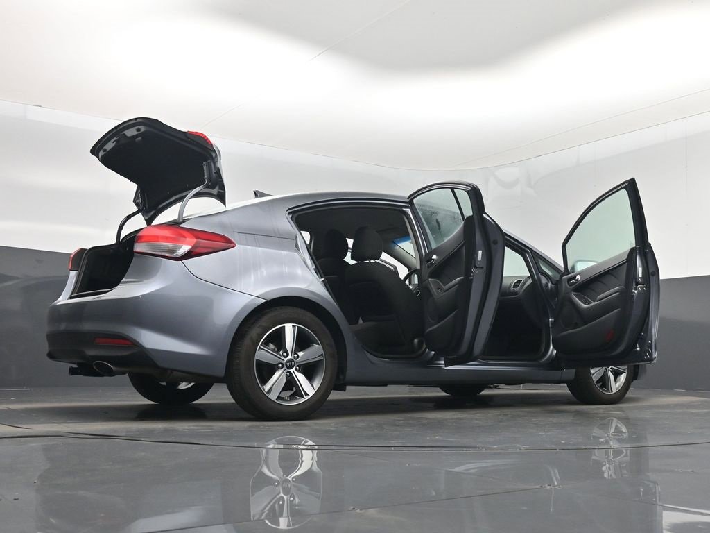 Used 2018 Kia Forte S image 60