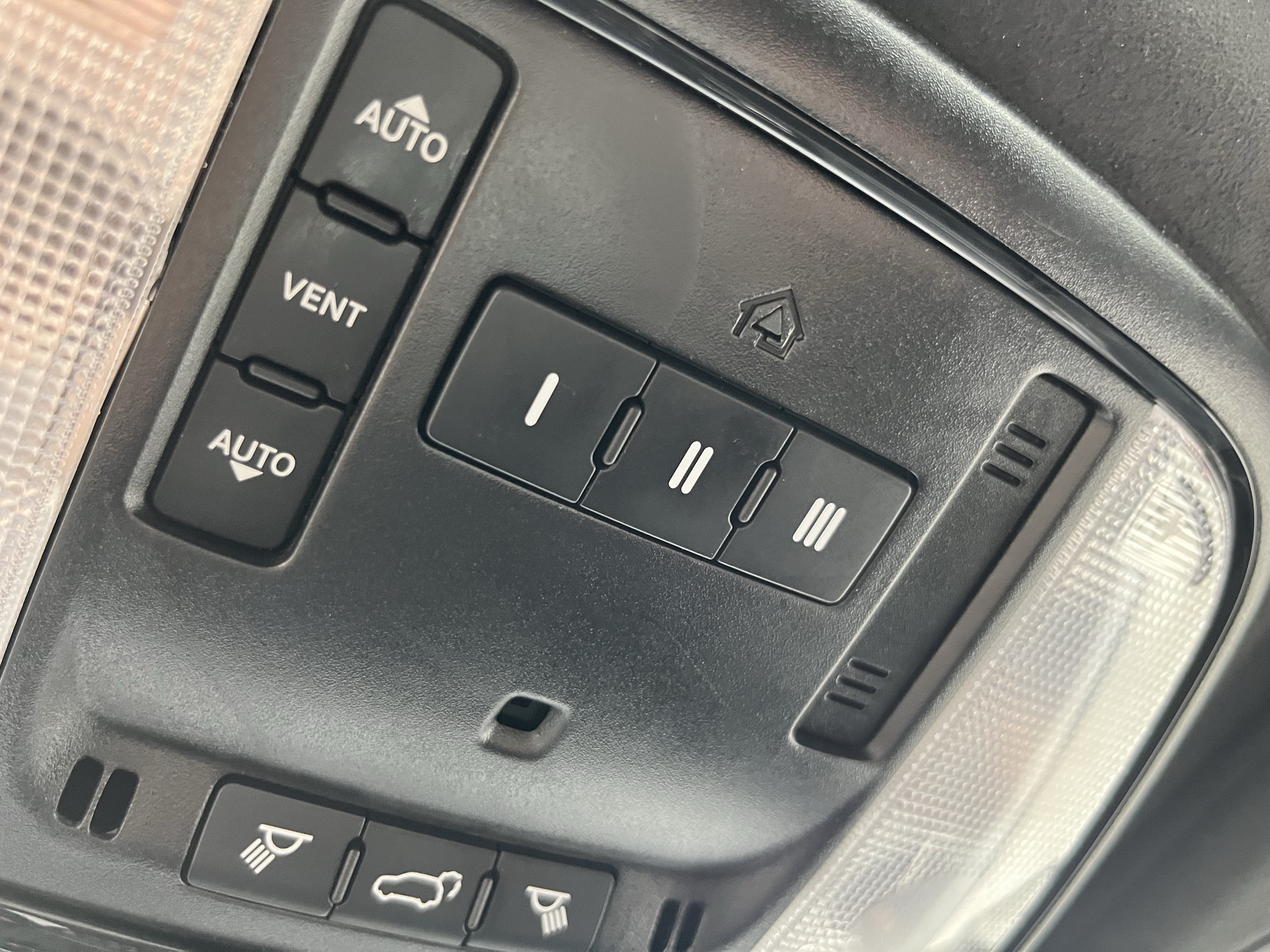 Used 2025 Dodge Durango R/T AWD/4WD image 41
