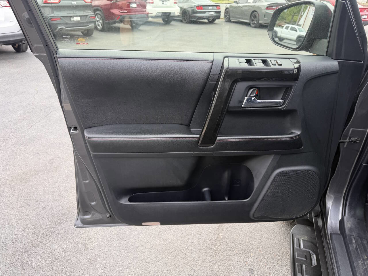 Used 2015 Toyota 4Runner Trail image 30