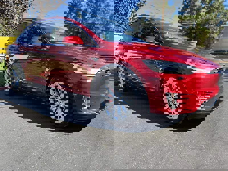 Used 2016 Tesla Model X Performance image 3