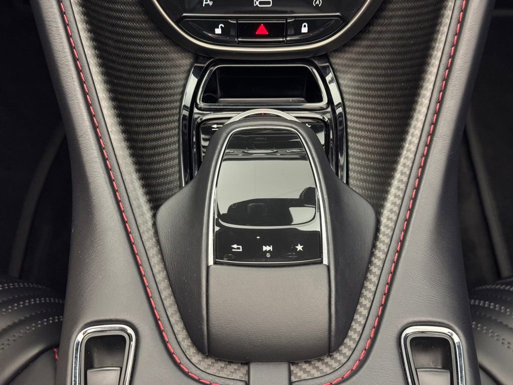 Used 2023 Aston Martin DB11 Volante image 34