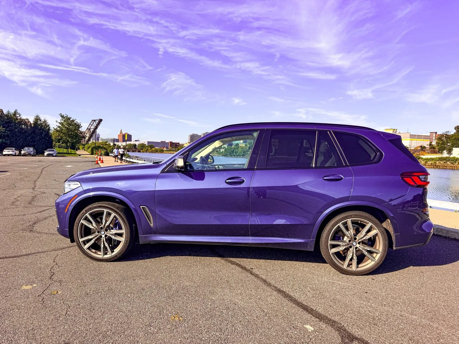 Used 2020 BMW X5 M50i w/ Executive Package AWD/4WD image 7