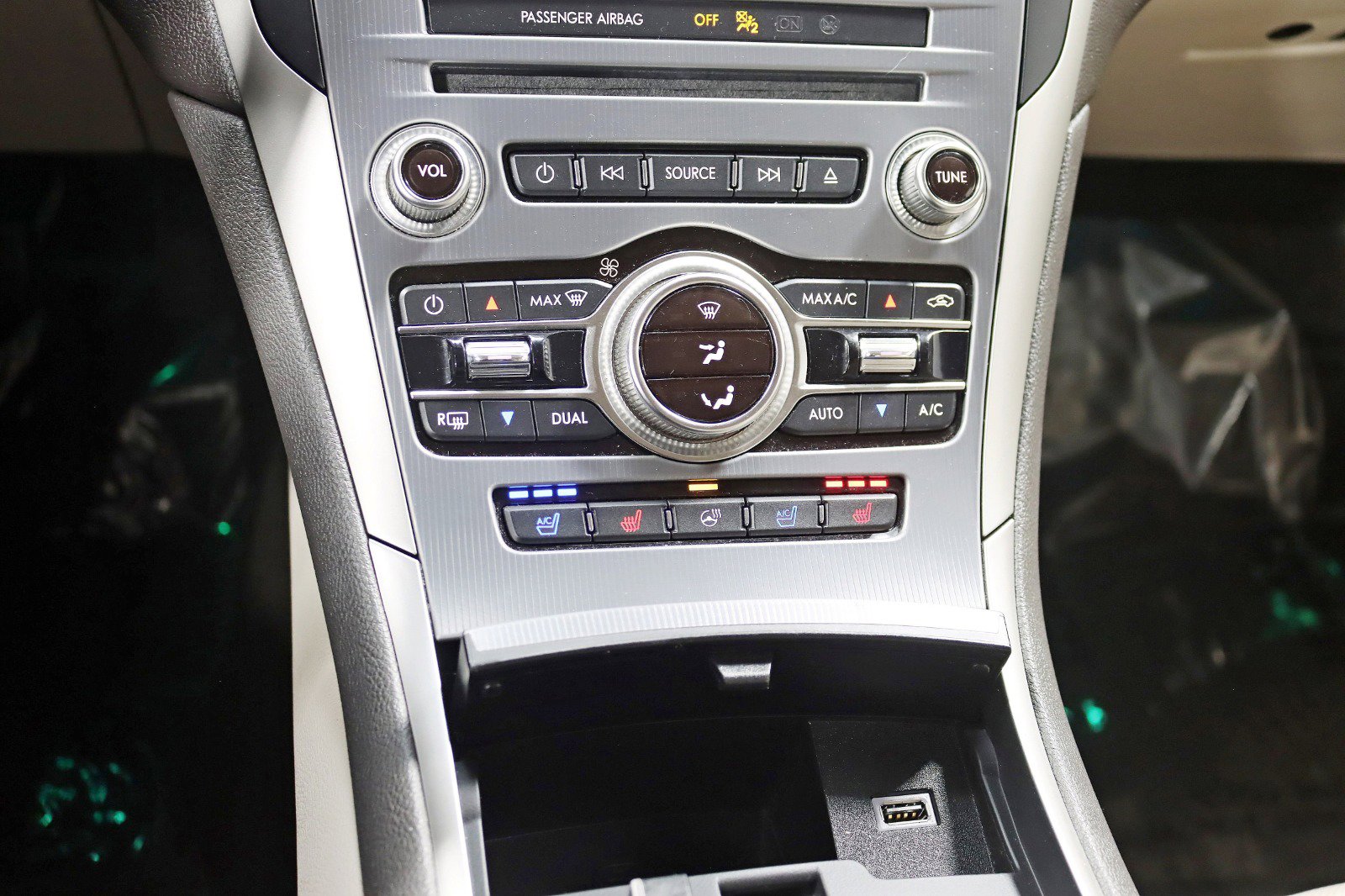 Used 2019 Lincoln MKZ Reserve image 23