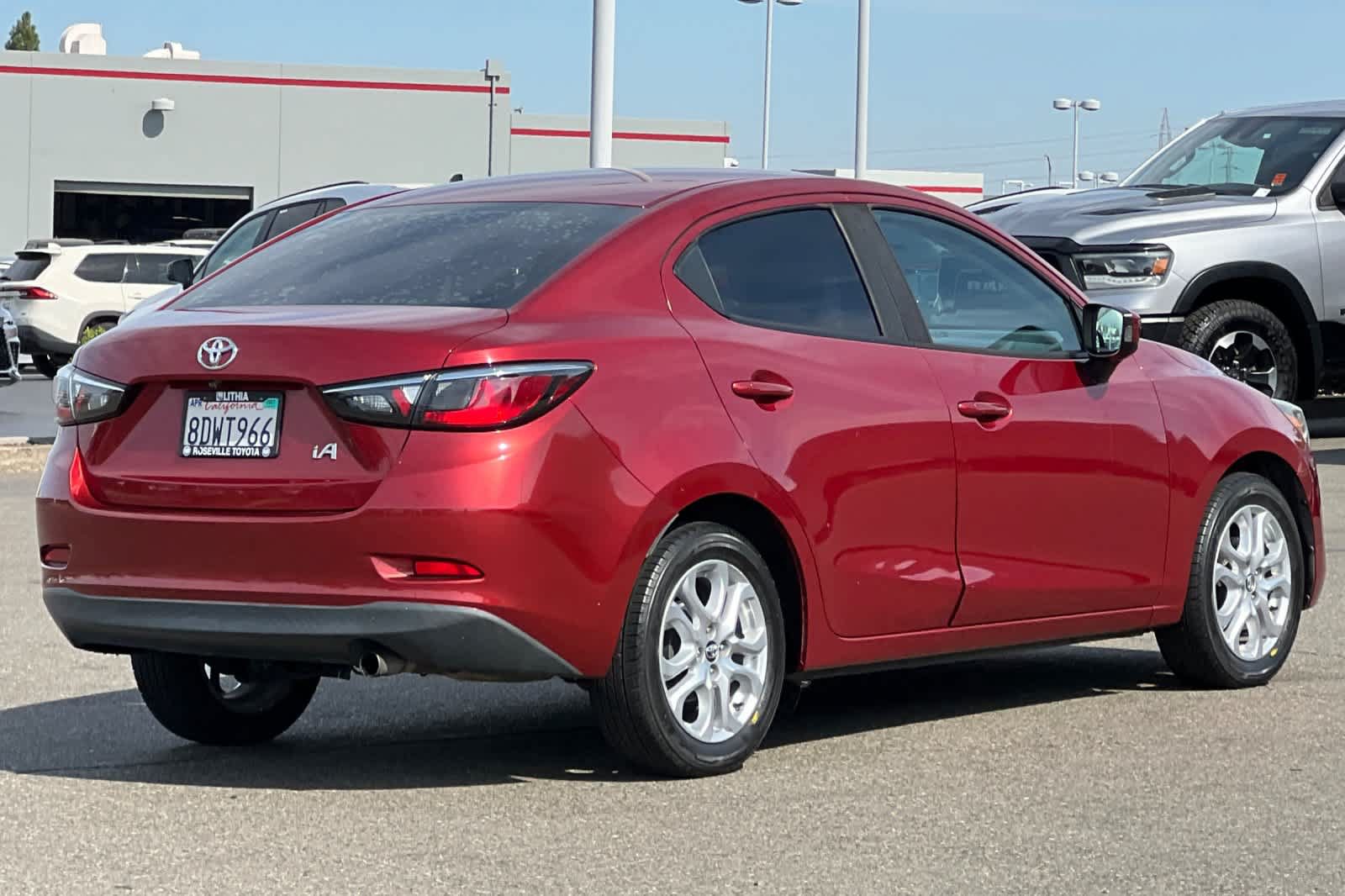 Used 2018 Toyota Yaris iA FWD video 2