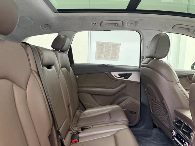 Used 2019 Audi Q7 3.0T Prestige w/ Prestige Package AWD/4WD image 8