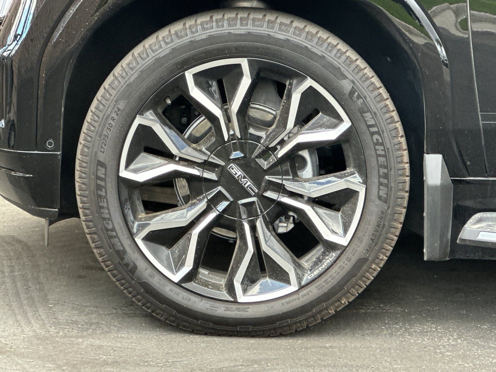 New 2025 GMC Sierra EV Denali image 24