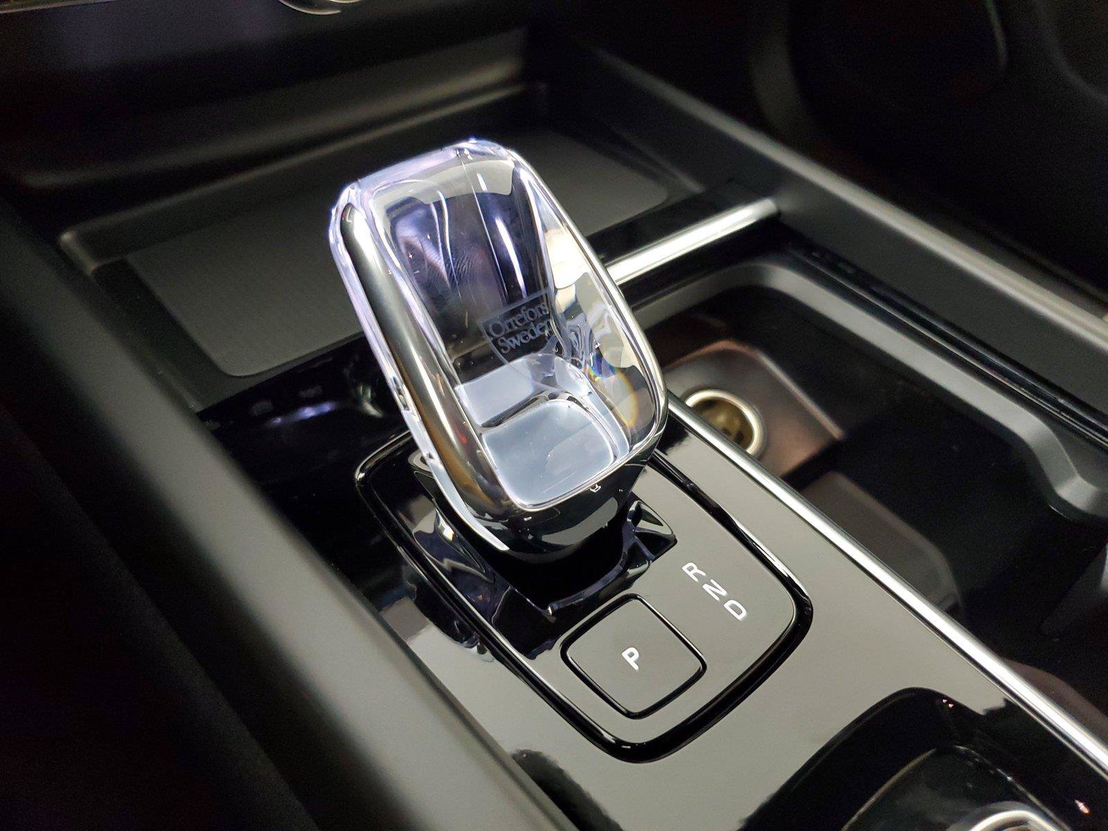 New 2026 Volvo XC60 T8 Plus w/ Protection Package Premier AWD/4WD image 32