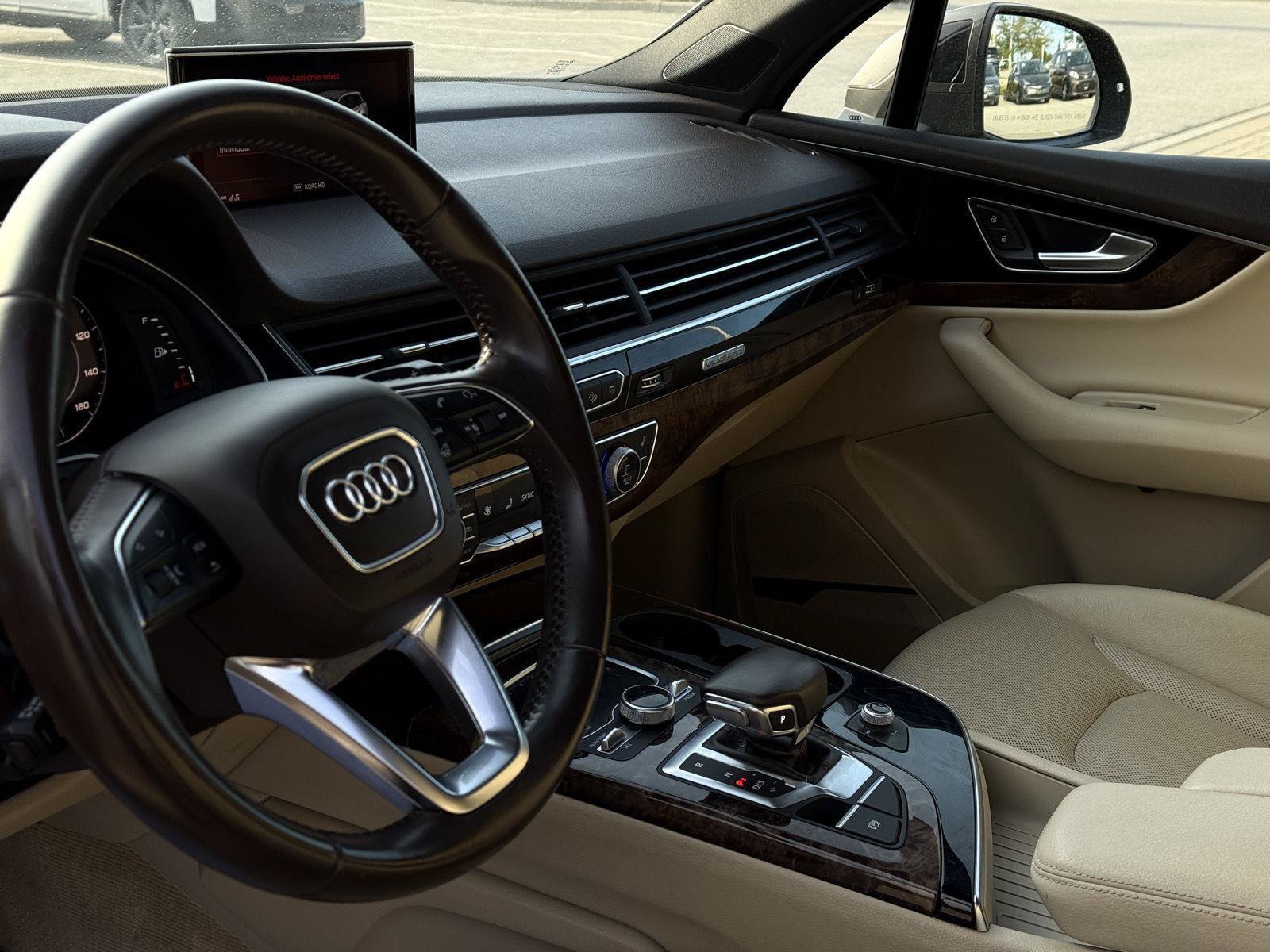 Used 2018 Audi Q7 3.0T Prestige w/ Prestige Package AWD/4WD image 11