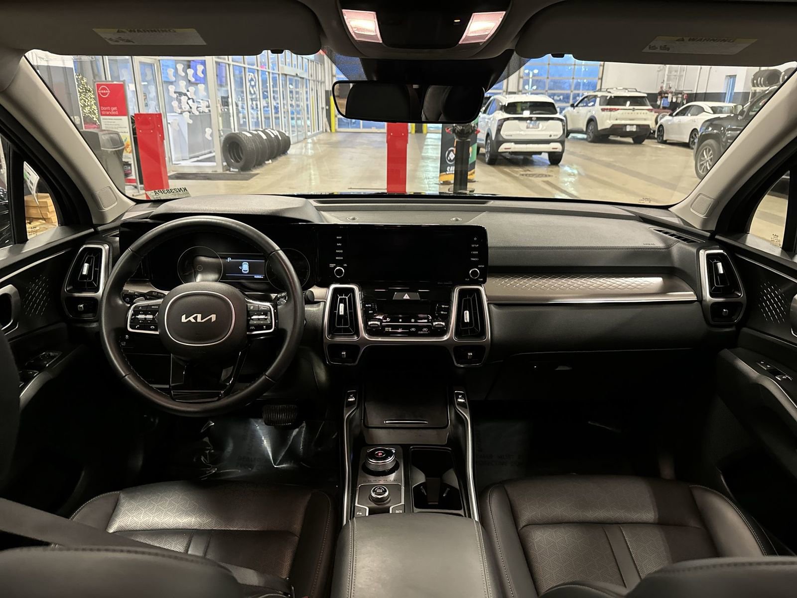 Used 2022 Kia Sorento EX image 23