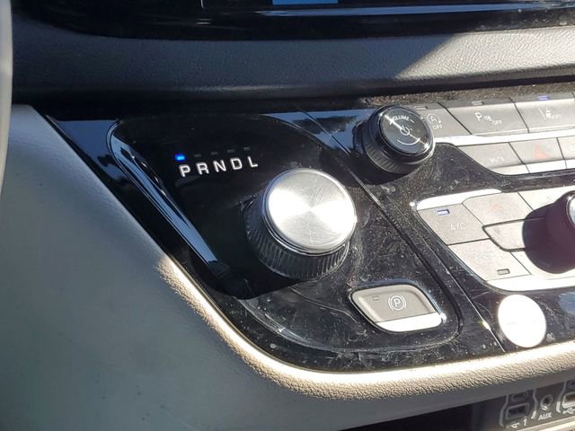 Used 2024 Chrysler Pacifica Touring-L FWD image 15