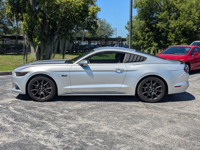 Used 2017 Ford Mustang GT w/ Black Accent Package RWD image 8