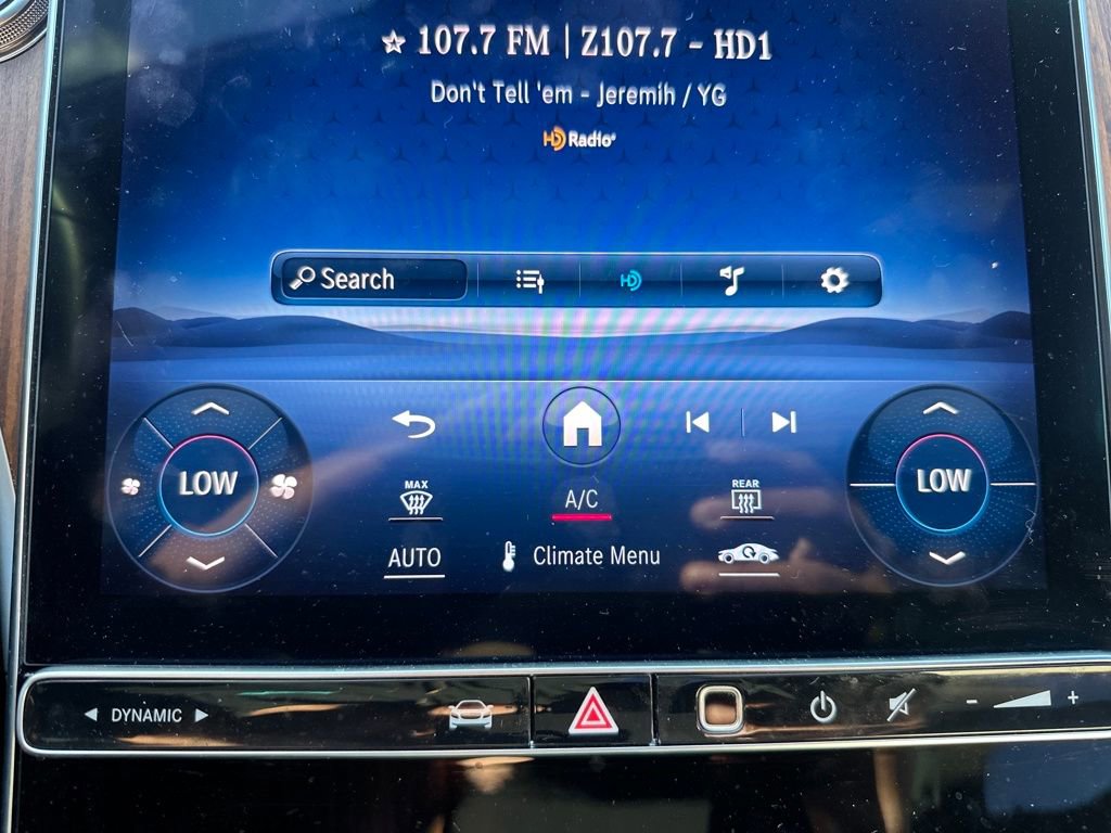 Used 2023 Mercedes-Benz C 300 C 300 image 18