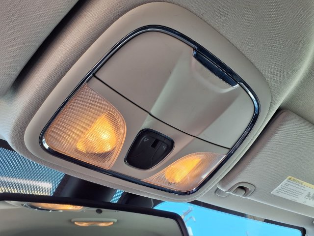Used 2014 Jeep Cherokee Limited w/ Luxury Group FWD image 30