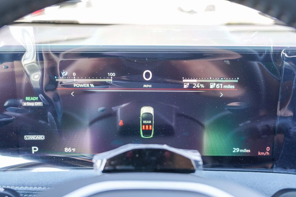 New 2025 Nissan Ariya Platinum image 27