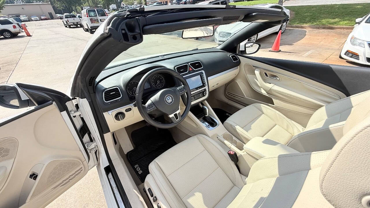 Used 2012 Volkswagen Eos Komfort FWD image 42