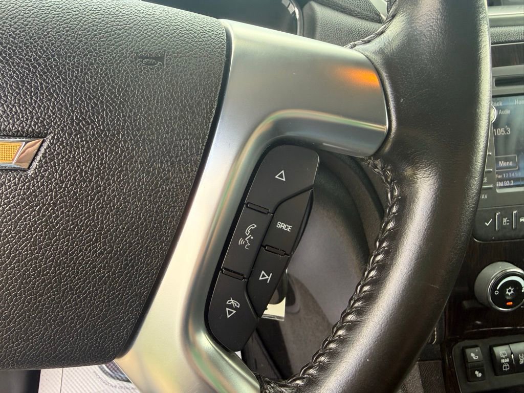 Used 2017 Chevrolet Traverse LT w/ Style and Technology Package image 32