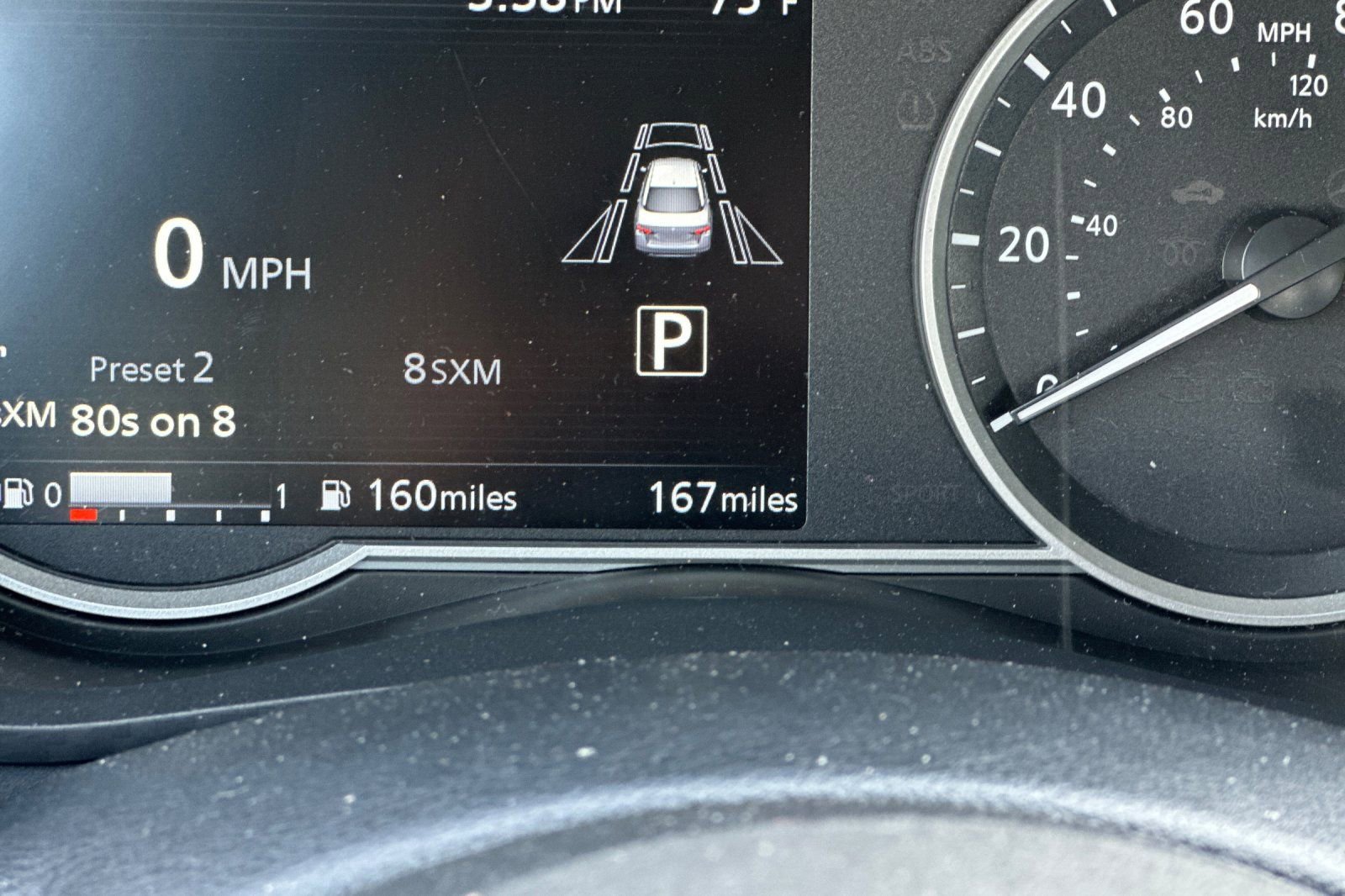 Used 2025 Nissan Versa SR w/ Trunk Package image 29