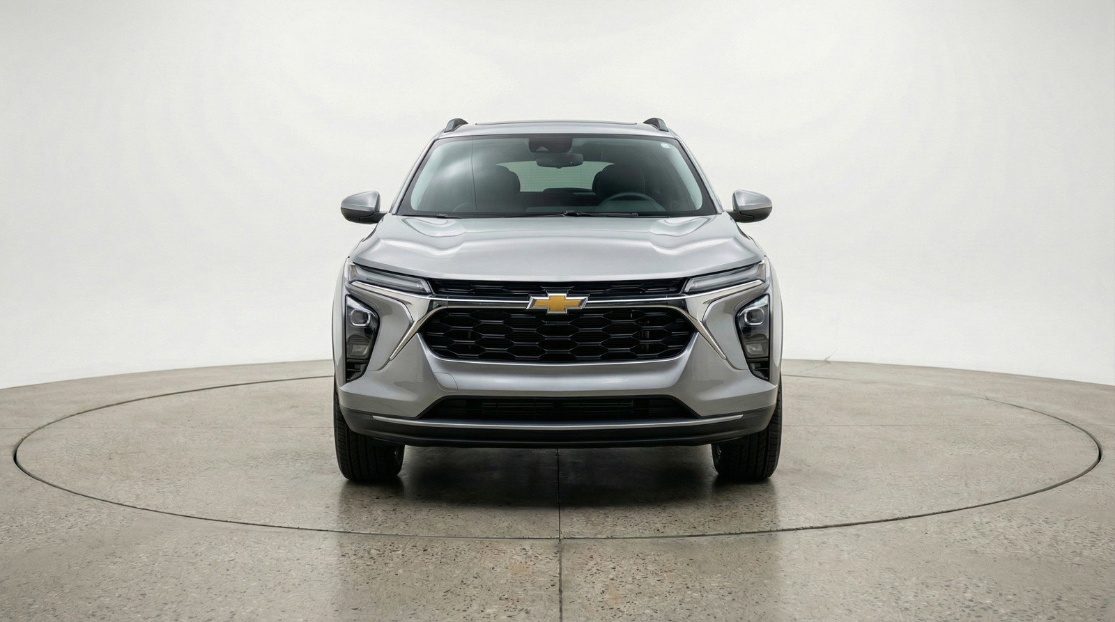 Used 2025 Chevrolet Trax LT w/ LT Convenience Package image 2