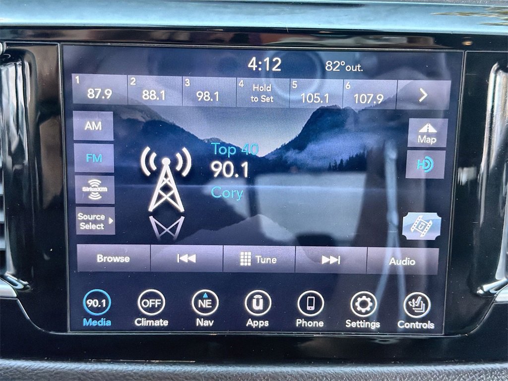 Used 2020 Chrysler Pacifica Touring-L Plus w/ Advanced Safetytec Group image 12