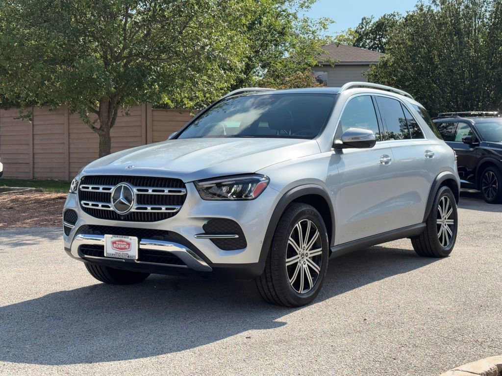 Used 2025 Mercedes-Benz GLE 450 4MATIC w/ Winter Package image 7