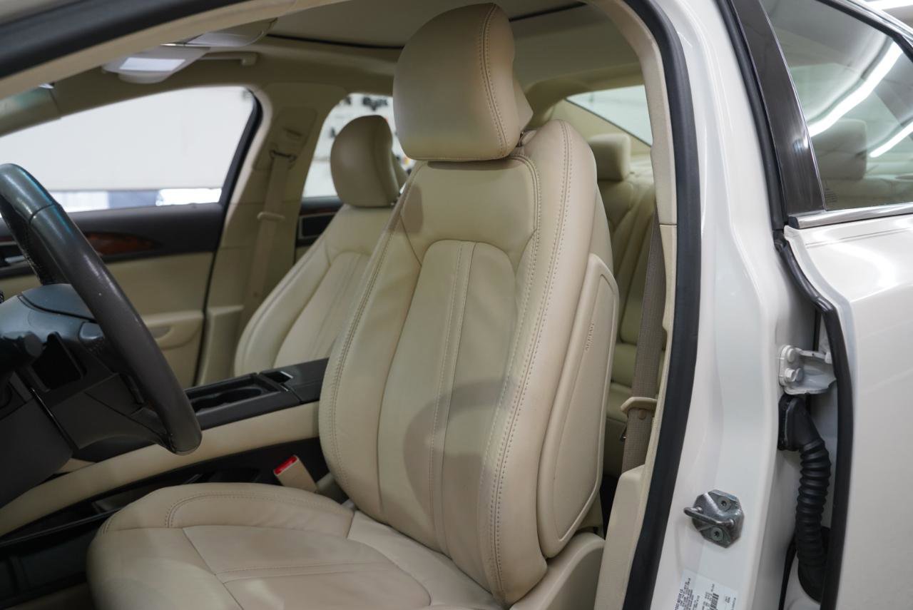 Used 2013 Lincoln MKZ FWD image 24