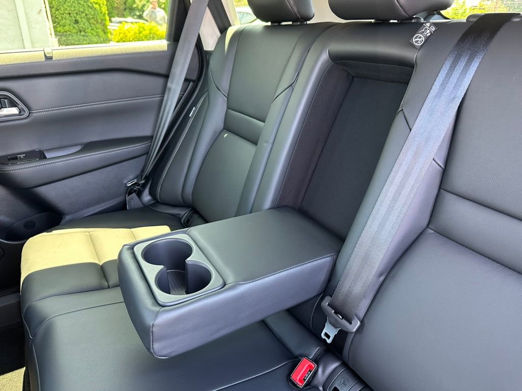 New 2025 Nissan Rogue SL w/ Tech Package image 26