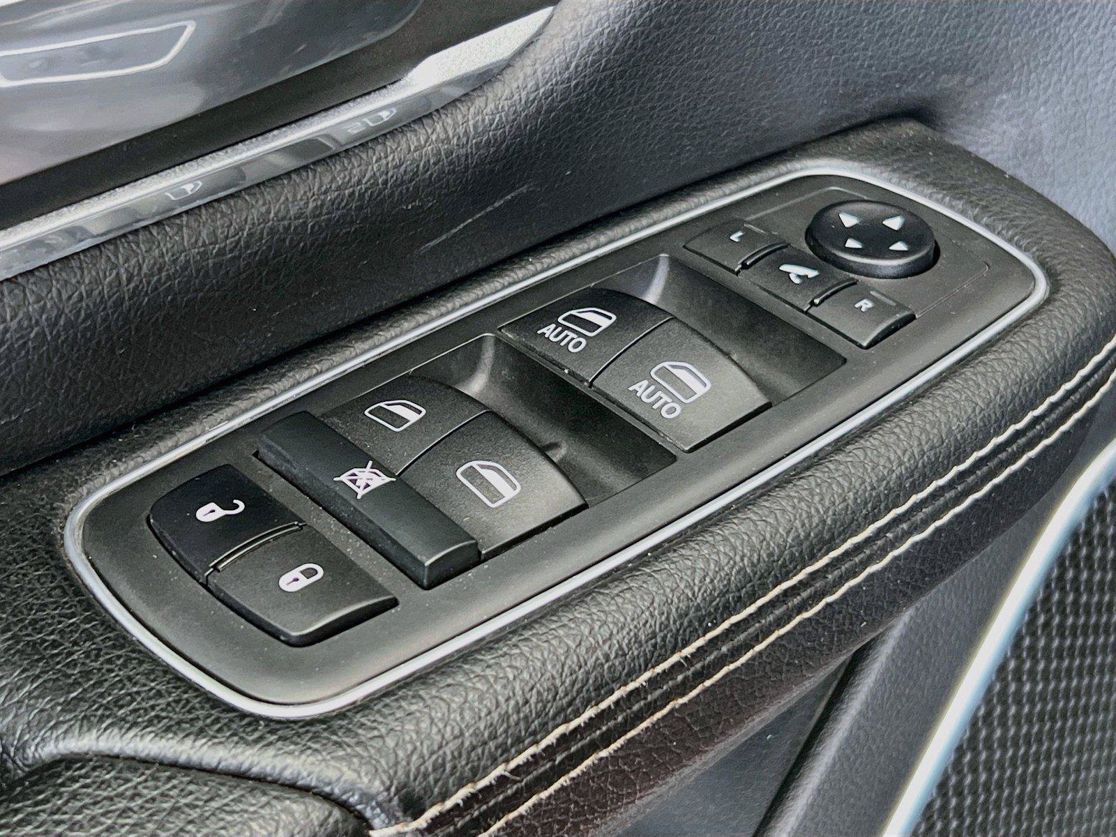 Used 2020 RAM 1500 Laramie AWD/4WD image 20