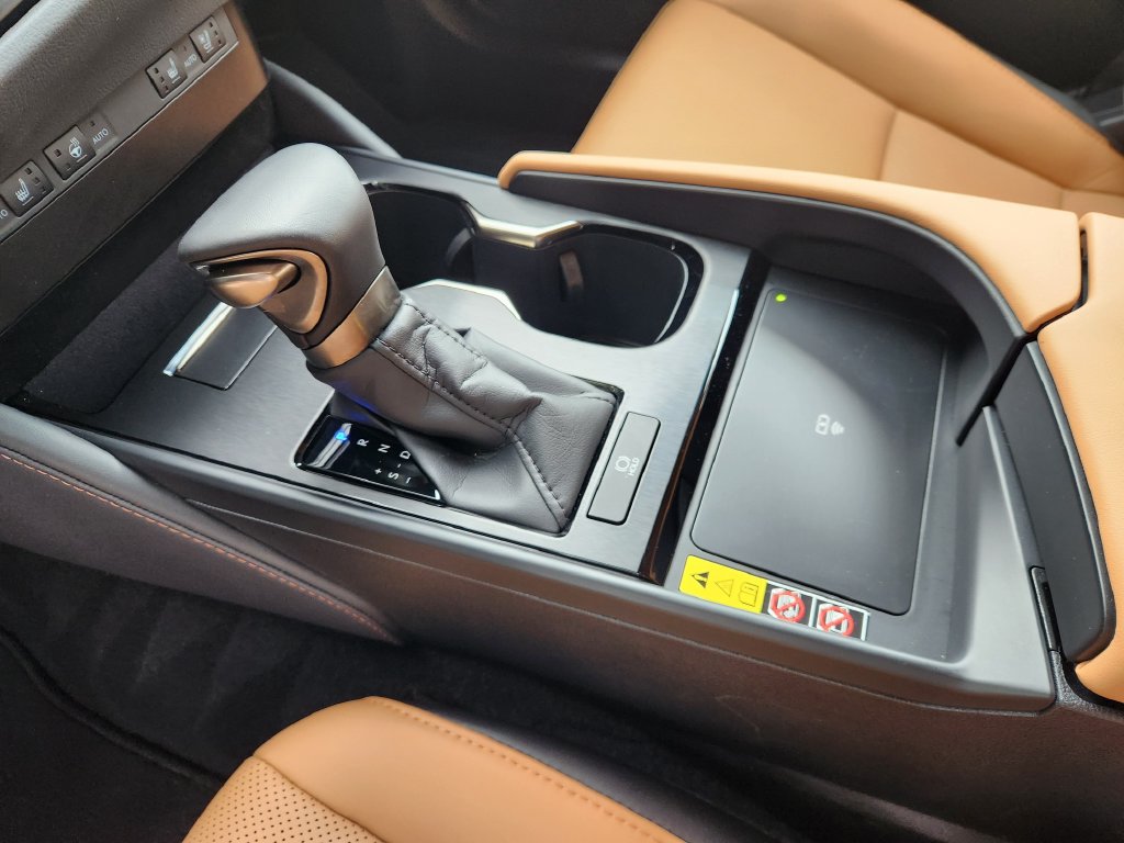 Certified 2025 Lexus ES 350 w/ Premium Package FWD image 19