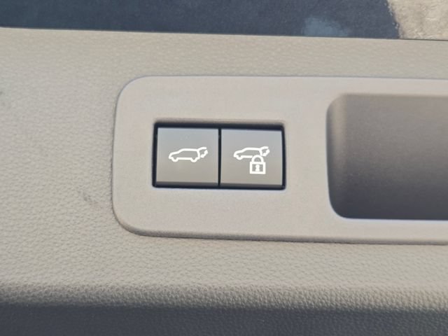 New 2026 Lexus LX 600 4WD w/ Luxury Package image 36