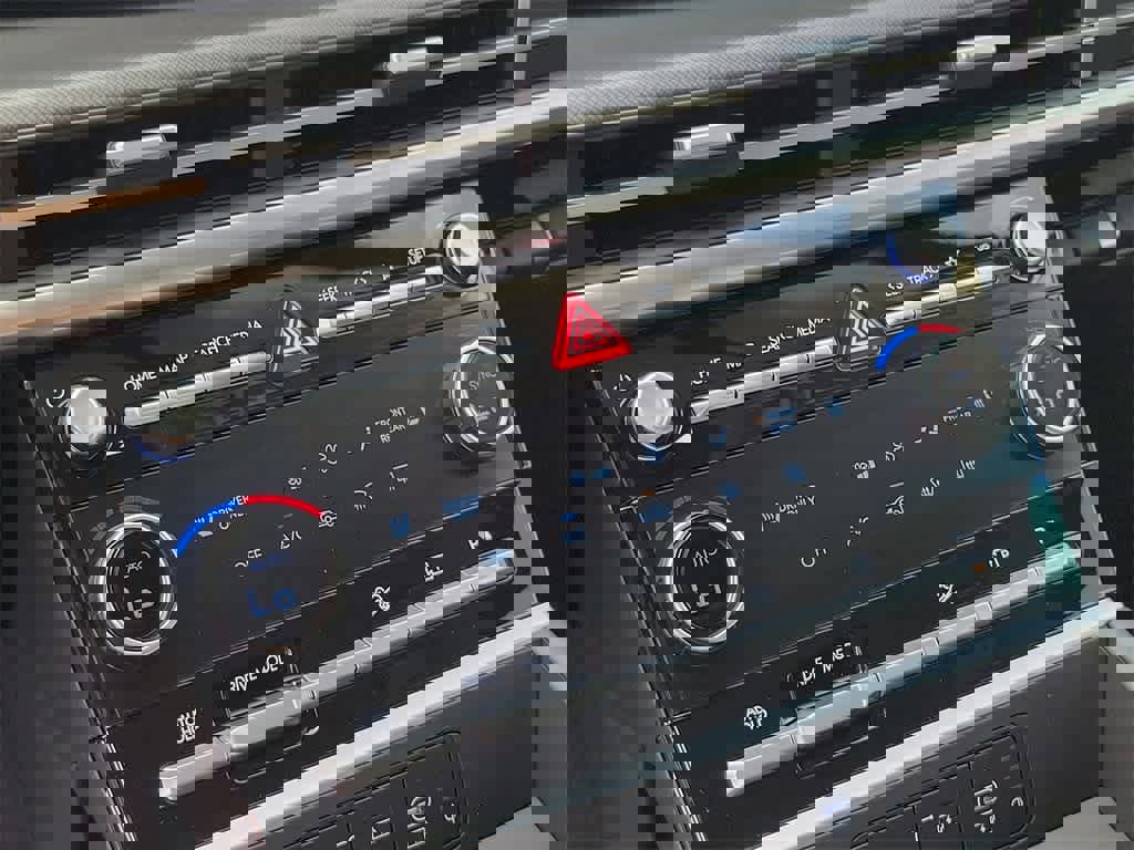 New 2026 Hyundai Santa Fe SEL image 30