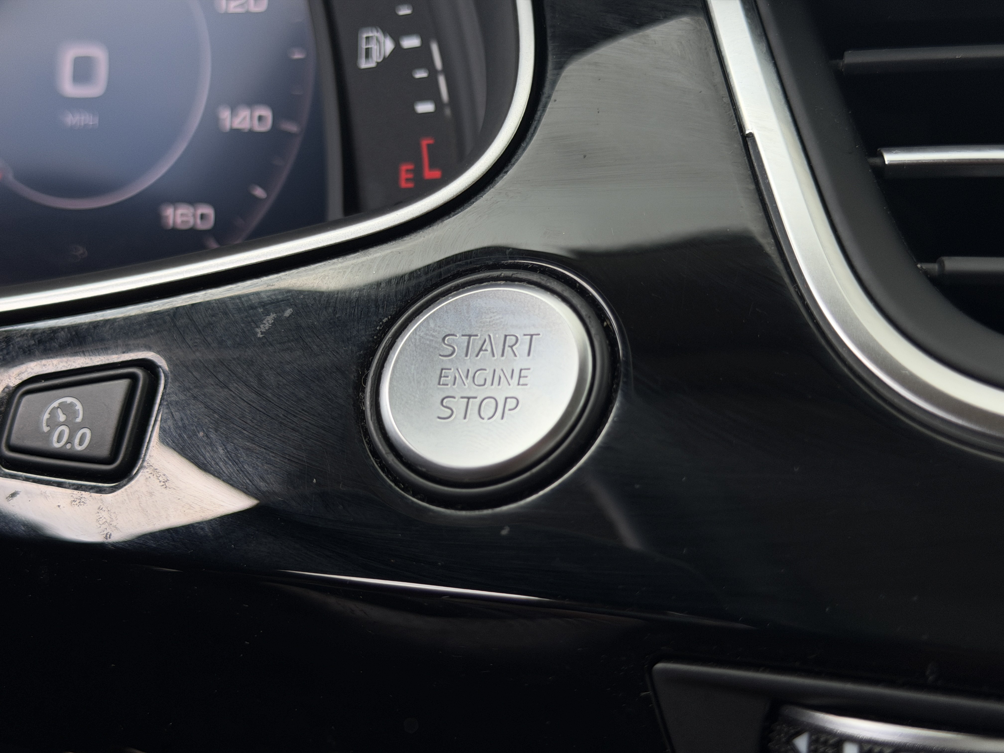 Used 2018 Audi Q7 3.0T Prestige AWD/4WD image 37