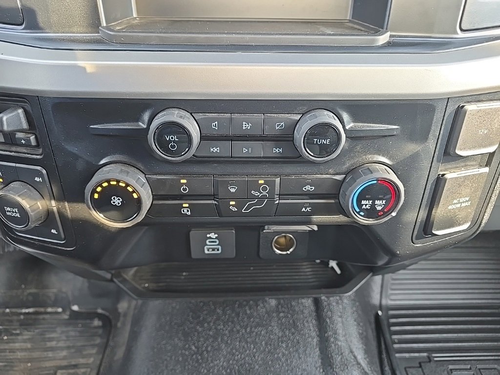 Used 2024 Ford F350 XLT image 15