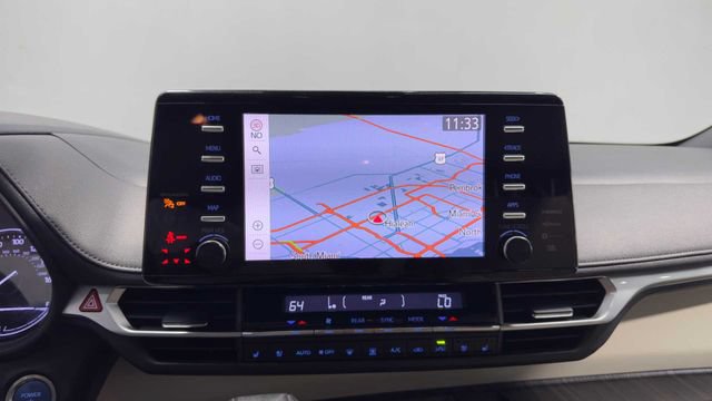 Used 2021 Toyota Sienna Limited FWD image 33