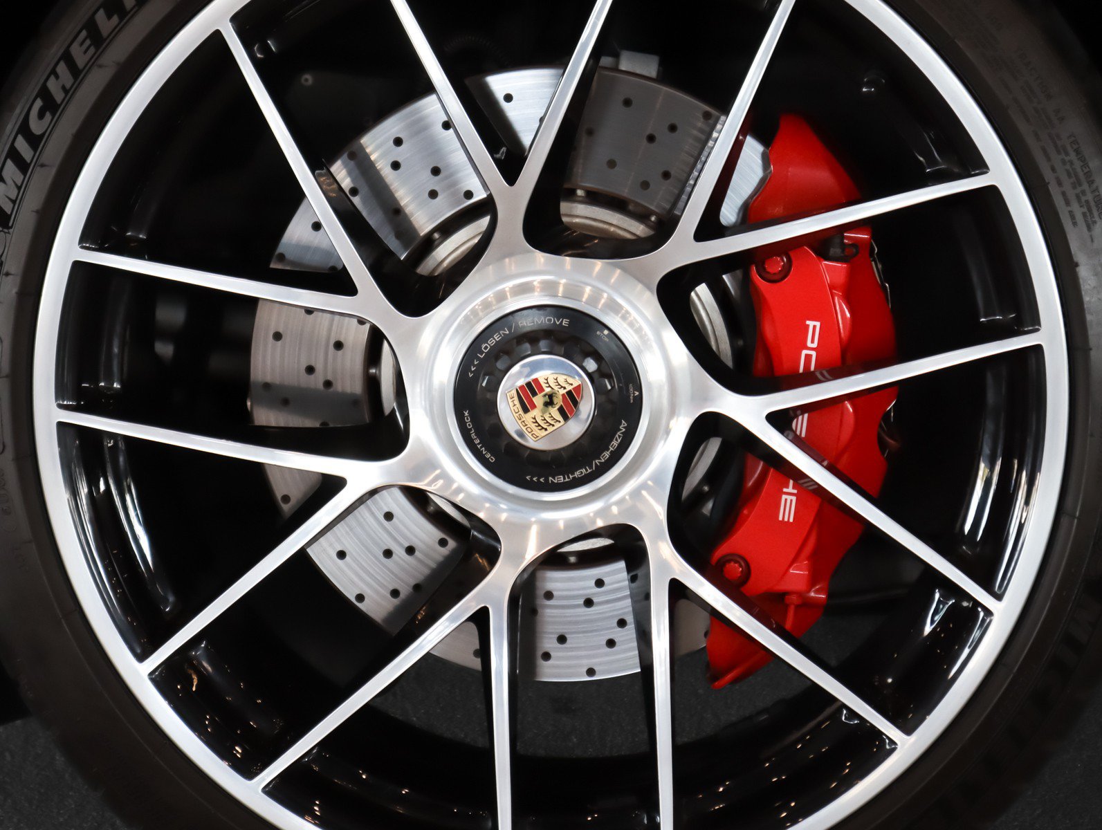 Used 2017 Porsche 911 Carrera GTS RWD image 14
