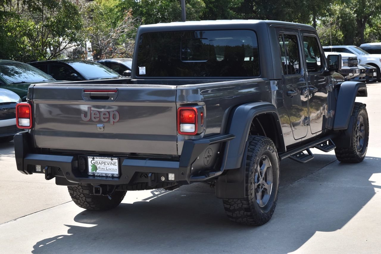 Used 2023 Jeep Gladiator Rubicon w/ Cold Weather Group AWD/4WD image 8