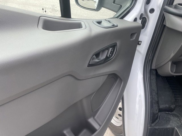 New 2025 Ford Transit 150 Low Roof AWD image 21