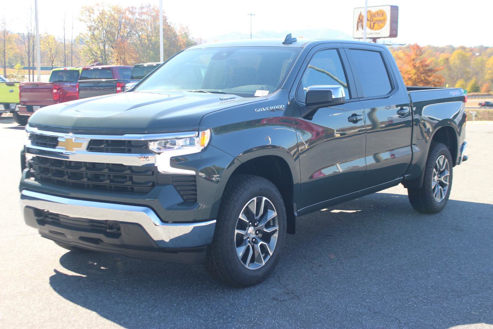 New 2026 Chevrolet Silverado 1500 LT image 4