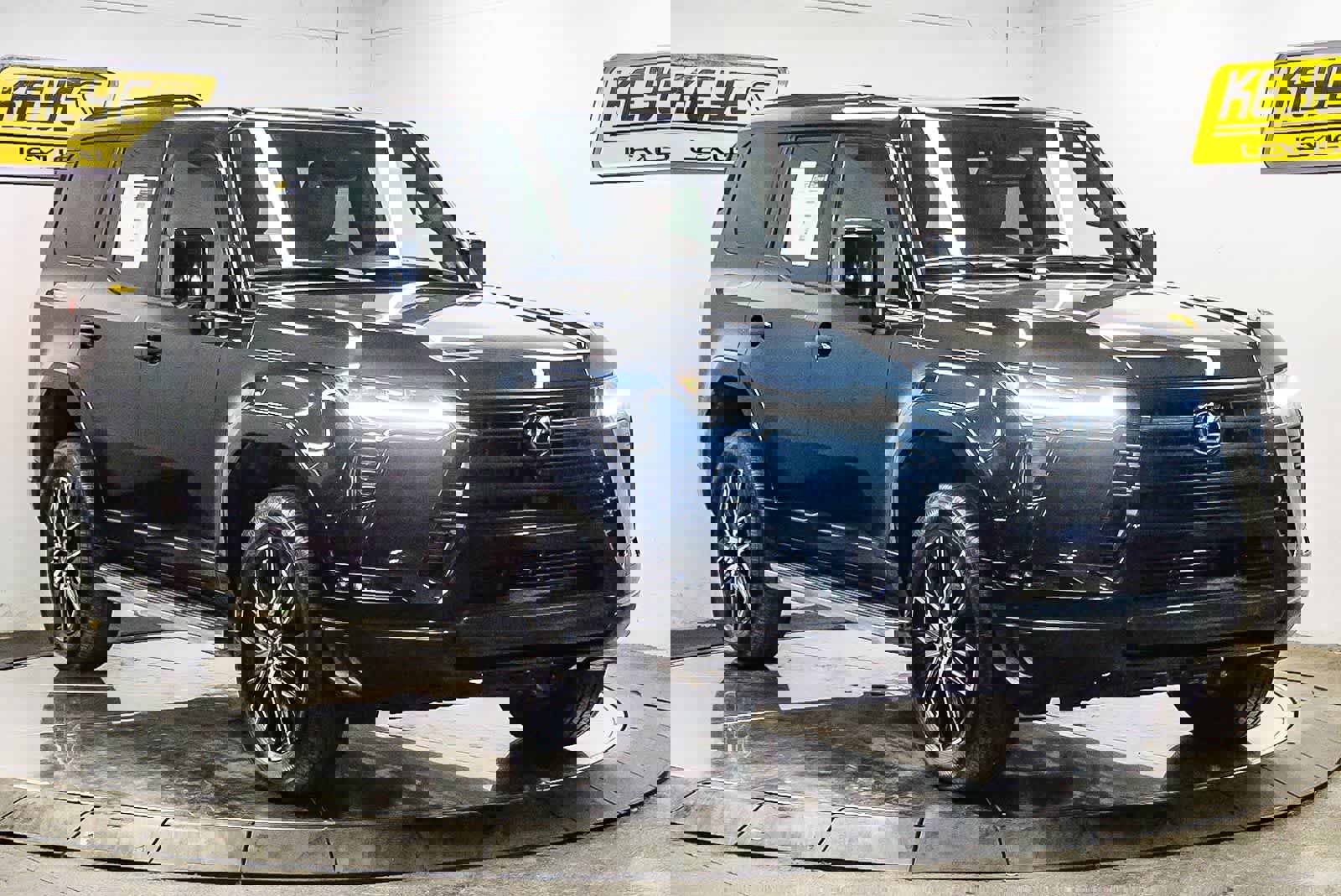 Used 2026 Lexus GX 550 w/ Accessory Package (ZB) AWD/4WD image 5