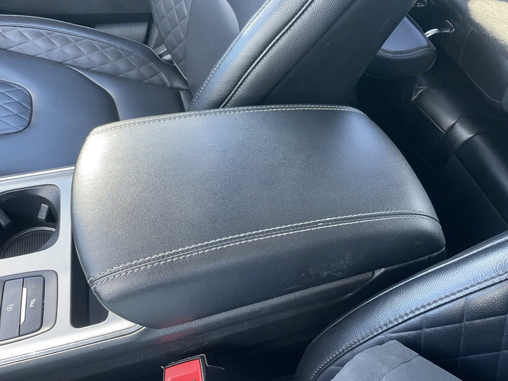 Used 2023 Ford Edge Titanium image 49