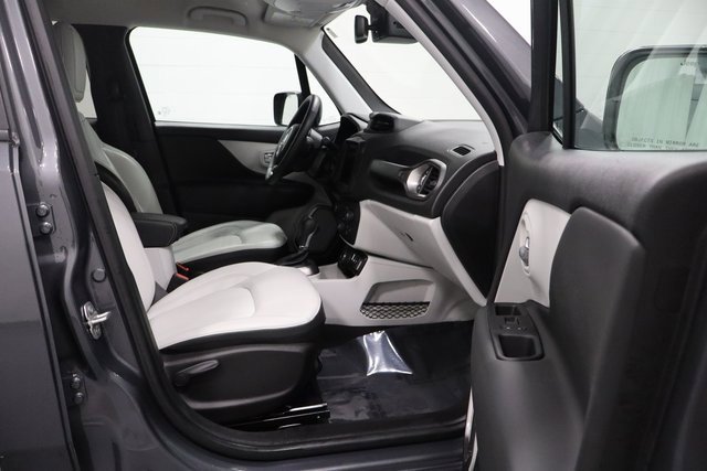 Certified 2022 Jeep Renegade Limited image 14