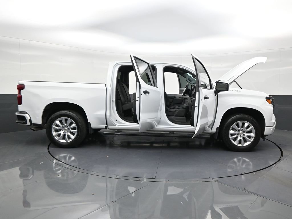 Used 2025 Chevrolet Silverado 1500 Custom image 29