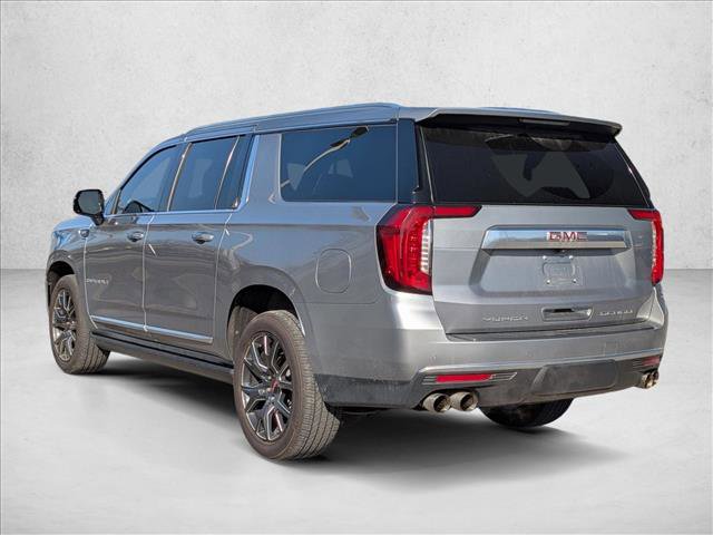 Used 2023 GMC Yukon XL Denali image 7