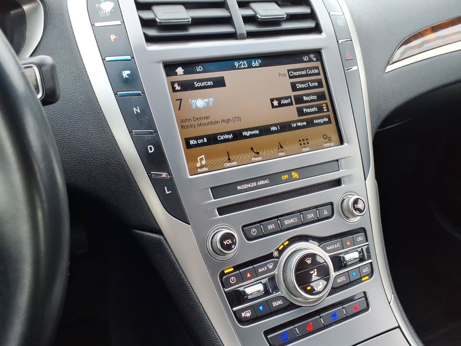 Used 2018 Lincoln MKZ Reserve FWD image 22