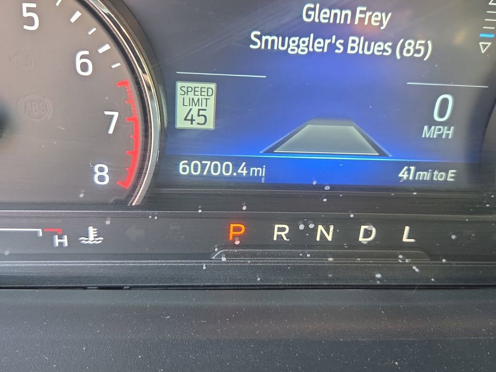 Used 2022 Ford Explorer XLT w/ Equipment Group 202A RWD image 28