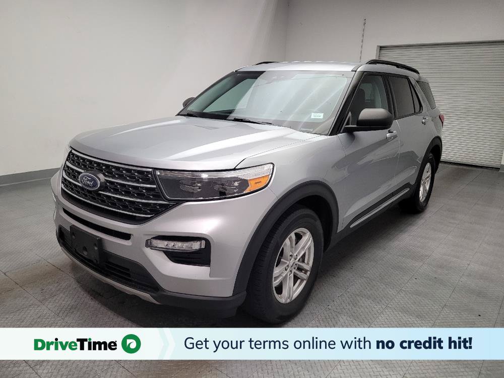 Used 2024 Ford Explorer XLT w/ Equipment Group 202A RWD image 1