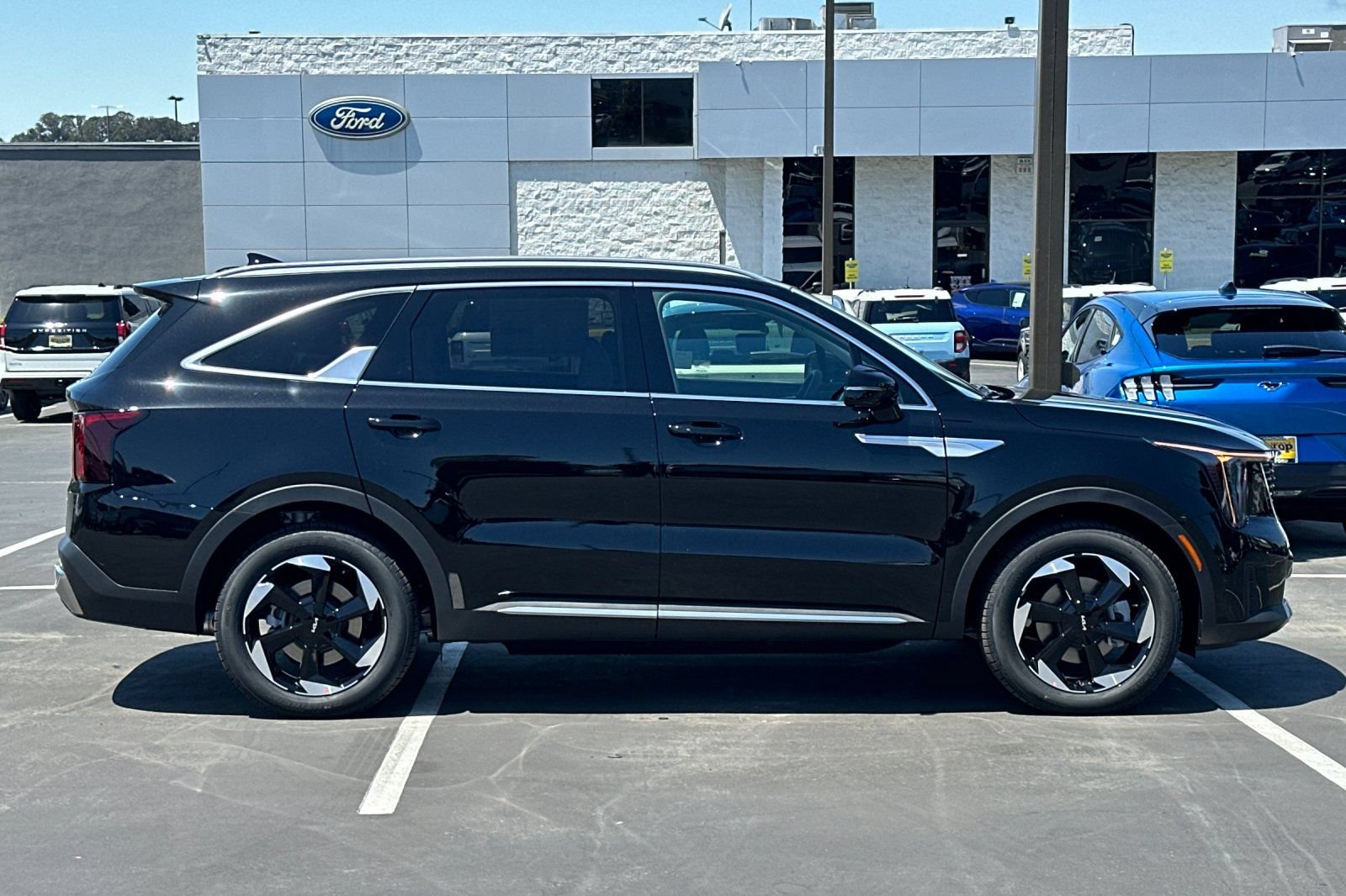 New 2026 Kia Sorento EX AWD/4WD image 3