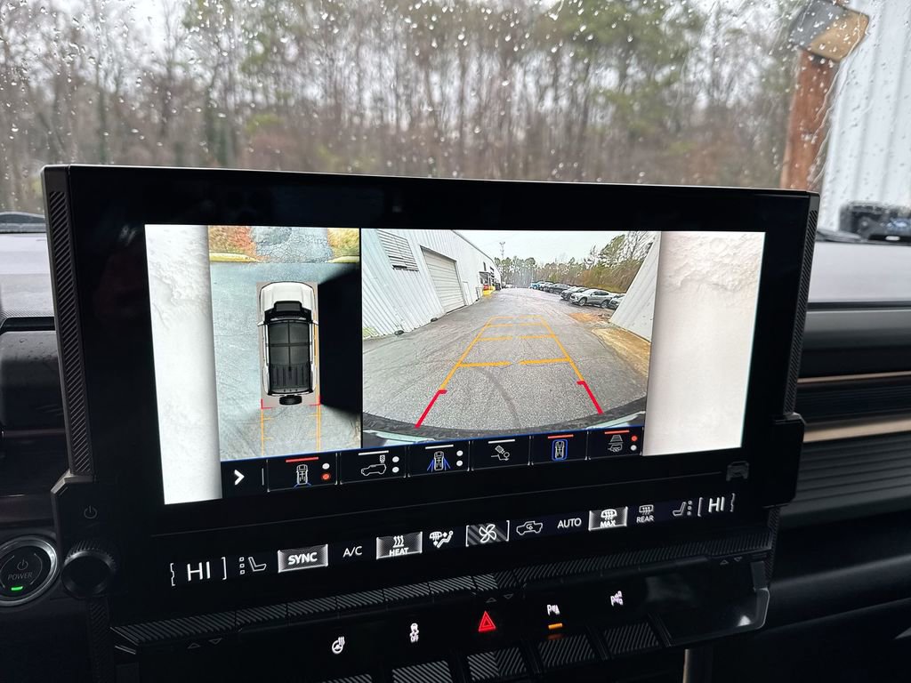 Used 2025 GMC Hummer EV 3X w/ LPO, Illumination Package image 28
