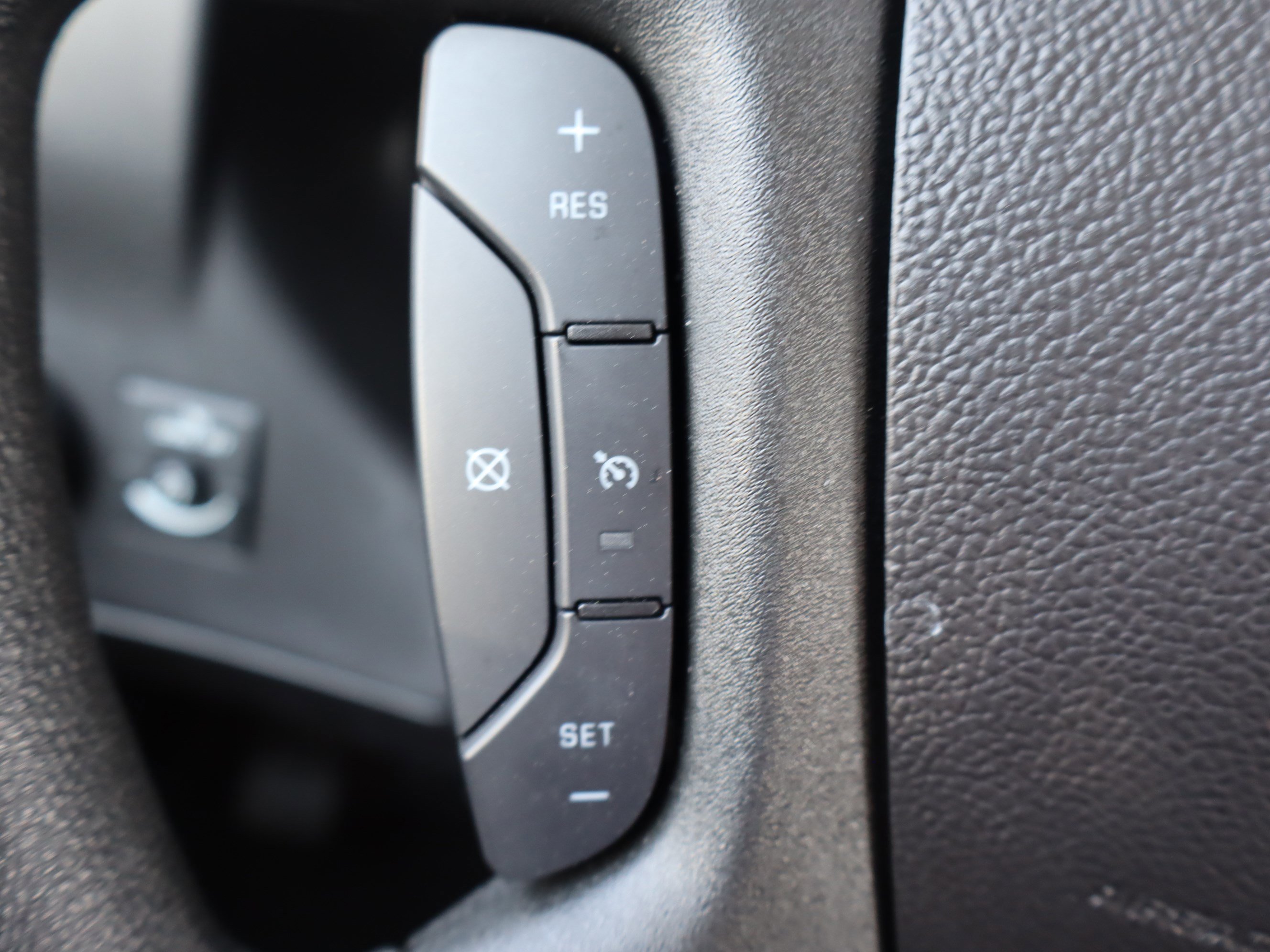 Used 2024 Chevrolet Express 3500 LT w/ LT Preferred Equipment Group image 20