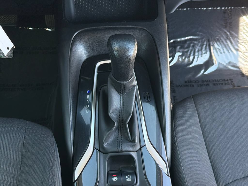 Used 2021 Toyota Corolla LE FWD image 13