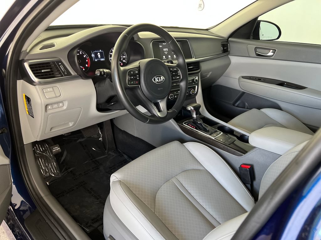 Used 2017 Kia Optima EX FWD image 19